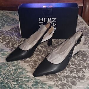 Naturalizers Tansy Snip Toe Dress Slingback Pumps